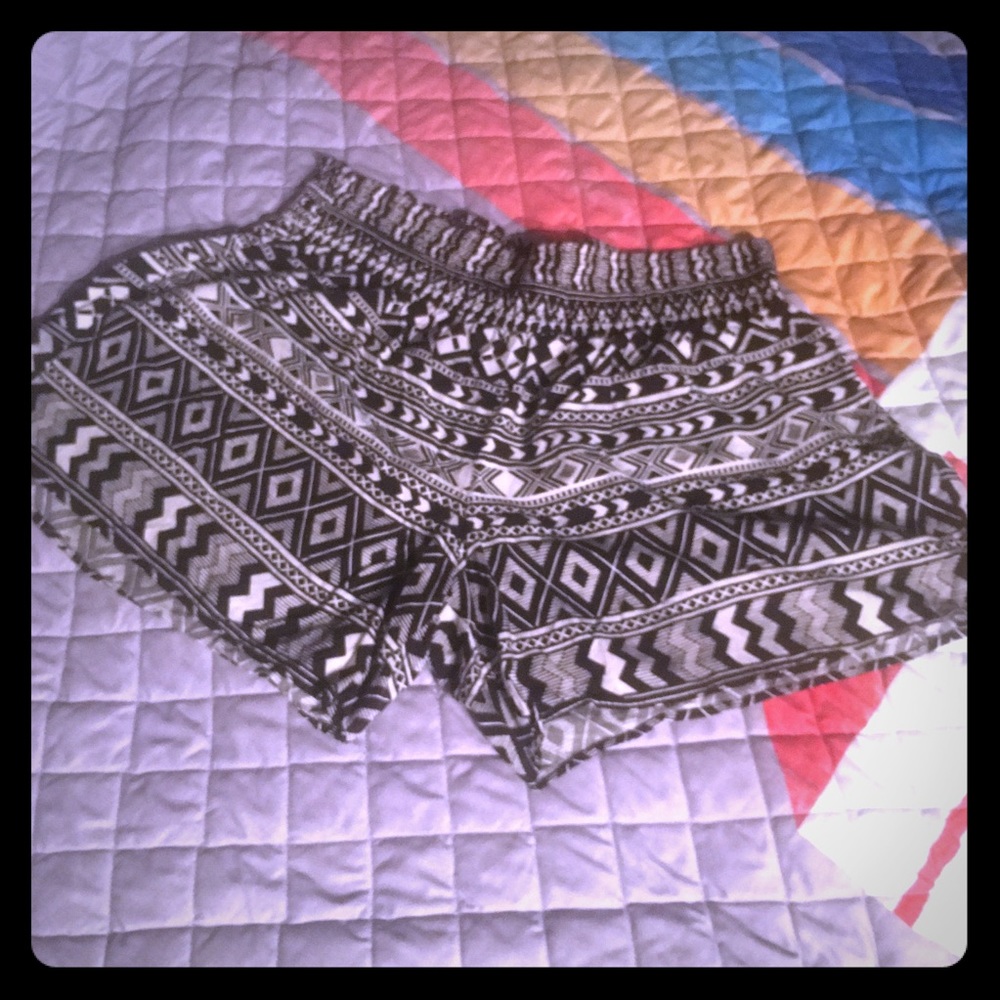 Super comfy cute high waist shorts.